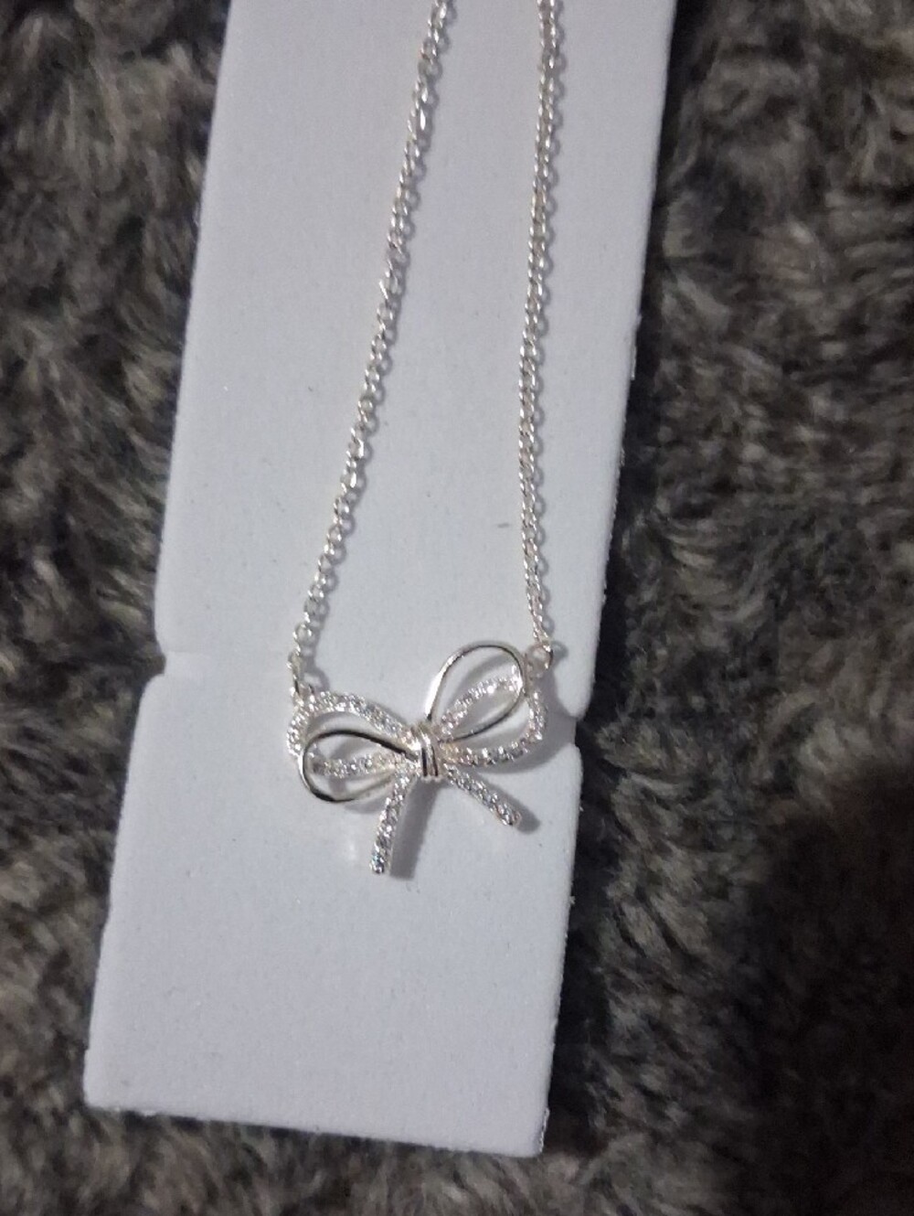 Sterling Silver Bow Pendant Necklace in Silver.Wont Tarnish.18 To 21 Inch.NWT - Picture 3 of 5